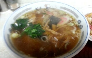 ラーメン半チャーハンセット