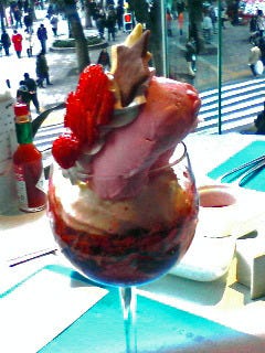 １３星座のパフェ（乙女座）