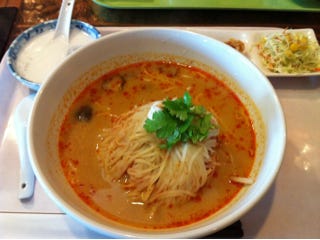 トムヤムクンラーメン