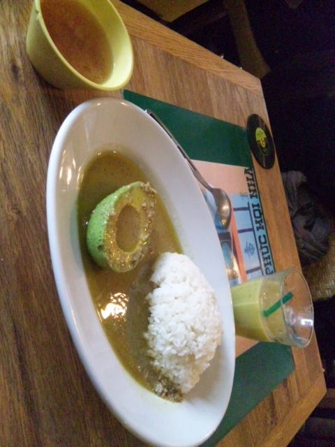 アボカドココナッツグリーンカレー