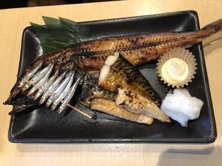 ひもの屋おすすめ盛り