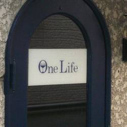 One Life の画像