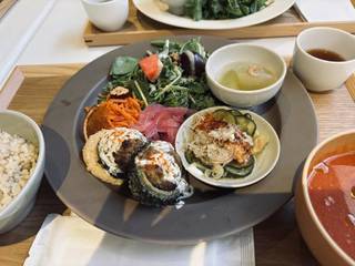 ＢＥＡＵＴＹ　ＹＡＫＵＺＥＮプレート　お肉