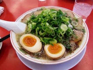 特性醤油肉玉ラーメン