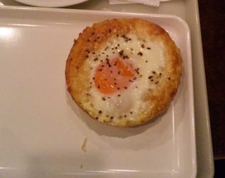 目玉焼きベーコン