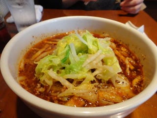 サンラー刀削麺