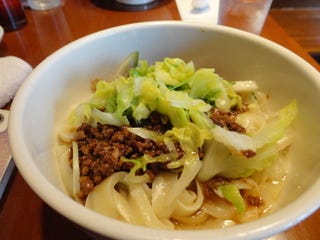 ジャージャー刀削麺