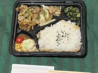 ホルモン炒め弁当