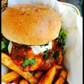 ハッシュドビーフバーガー