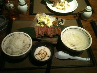 二段熟成厚切り牛たん