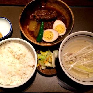 牛たん角煮定食