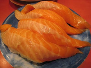 デカネタサーモン