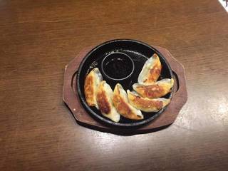 鹿児島名物黒豚入り焼き餃子