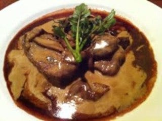 乳飲み仔牛のソテー　ポルチーニ茸のクリームソース