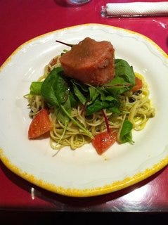 トマトジェラートの冷製ジェノベーゼ