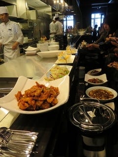 ランチブッフェ