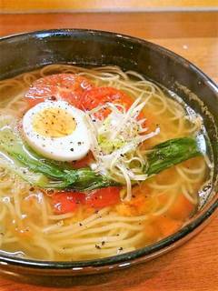 塩トマトラーメン