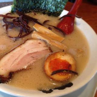 とんこつ　全部のせ