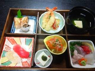 ランチ＋サバの醤油カツ丼