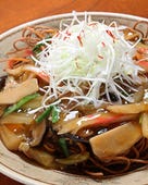 揚げ蕎麦の五目あんかけ