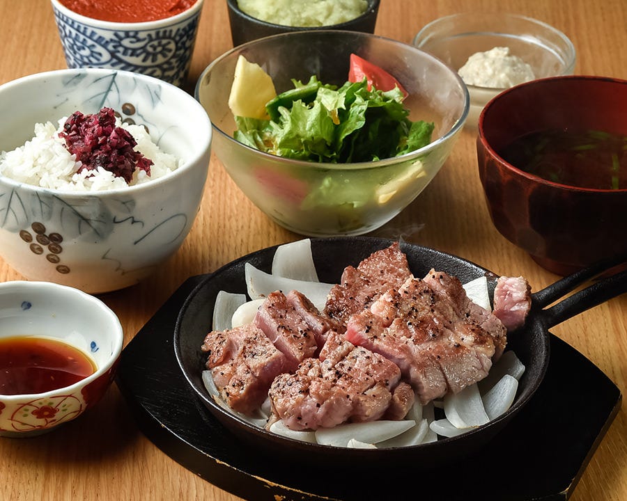 豚ステーキ 十一 住吉店 地図 写真 博多 居酒屋 ぐるなび