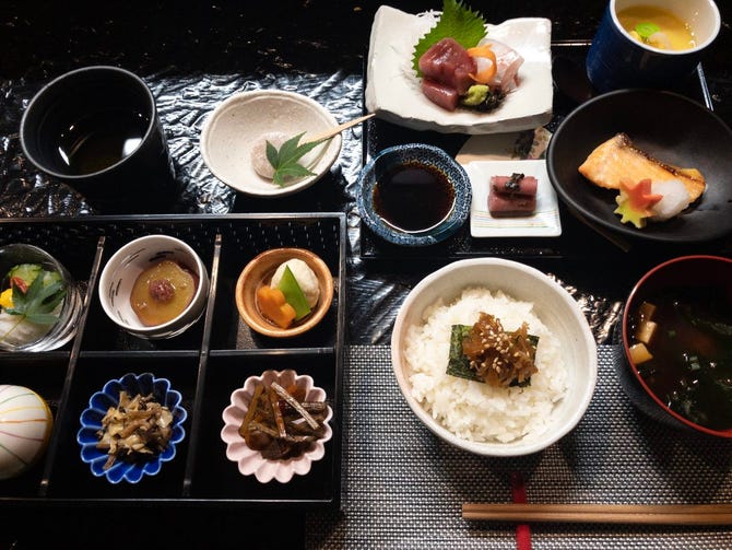和食創庵六花 Mutsunohana 地図 写真 円山公園 西18丁目 宮の森 創作和食 ぐるなび