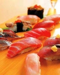 廻転寿司 海鮮 の画像