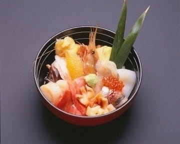 寿司割烹豊魚（地図/写真/三浦/寿司屋） - ぐるなび
