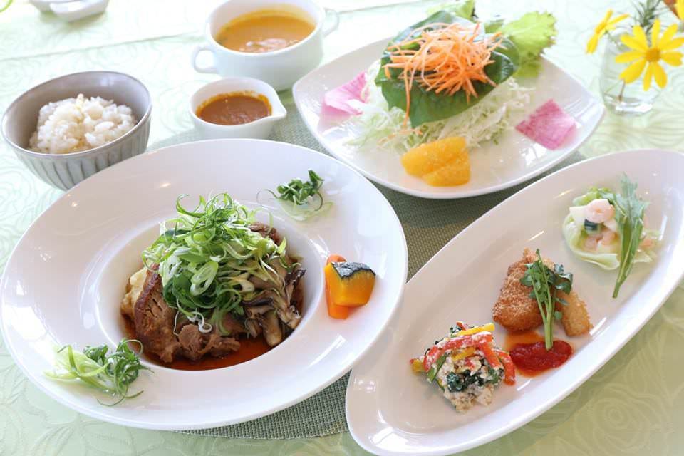 土日レストラン空と海 地図 写真 徳島市 洋食屋 ぐるなび