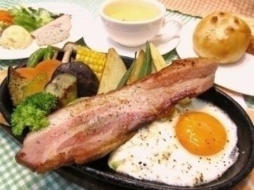 やまちゃんち 地図 写真 松阪 パスタ ぐるなび やまちゃんち 地図 写真 松阪 パスタ ぐるなび