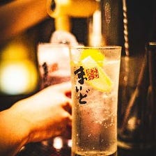 都会の喧騒を忘れさせる隠れ家居酒屋