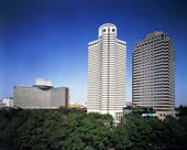 天婦羅 ほり川 ホテルニューオータニ店_庭園散策をお楽しみ下さい。