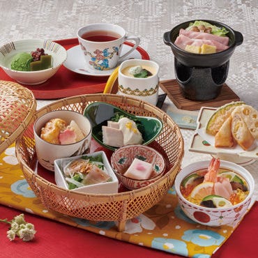 冬のご宴会 女子会プラン平日ランチタイム限定花かご弁当コース 00円 税込 の詳細 かごの屋 清水谷高校前店 谷町 谷町四丁目 日本料理 ぐるなび