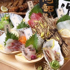魚と炉ばた 呑み処 左藤総本店