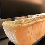 ラクレットチーズ（1かけ100ｇ）