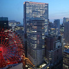 いつもの宴会とは違う、優雅なお食事をお楽しみください