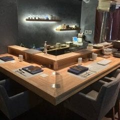 鳳 はなれ