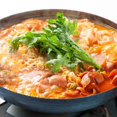 秘伝味噌とコチュジャンを熟成させたタテギが生み出す深いコク◎