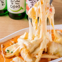 『ロゼ揚げトッポギ』は甘辛いソースがクセになる美味しさ◎