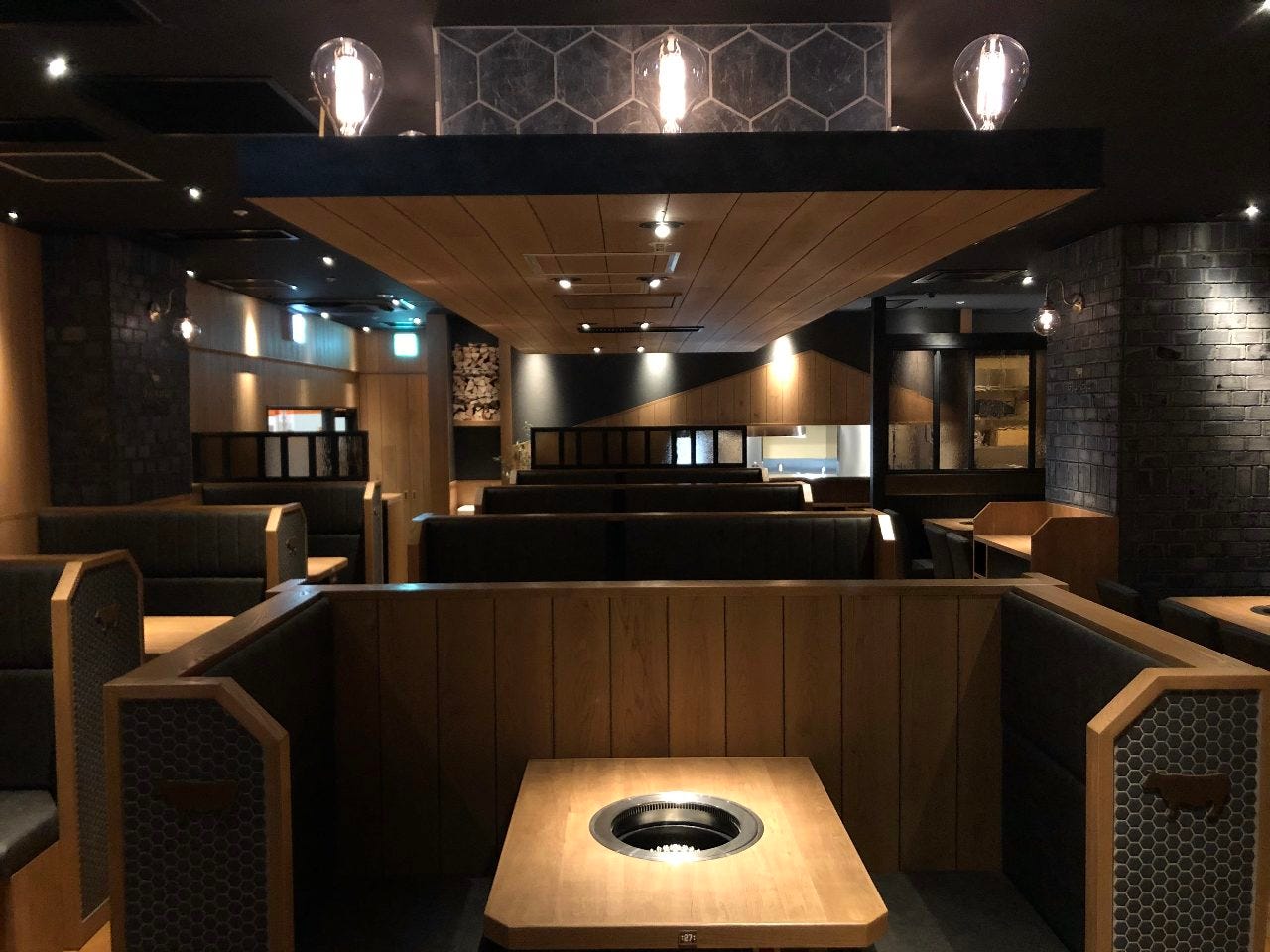 牛角 横浜 ムービル 店