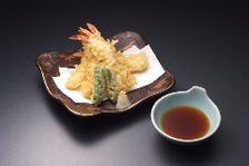 専用「銅鍋」で揚げる天ぷら