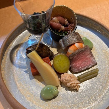 料理や心々_季節の会席(前菜盛り合わせ)