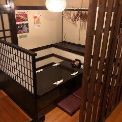 お座敷掘りごたつ12席もパーティションで半個室に