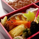 あわびや牛焼肉ご飯の上撰弁当でご接待『特撰おもてなし弁当』お寺・ご自宅・会社へお届け
