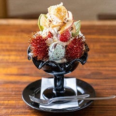 カフェ オリンピック メニュー 名物巨大パフェ ぐるなび