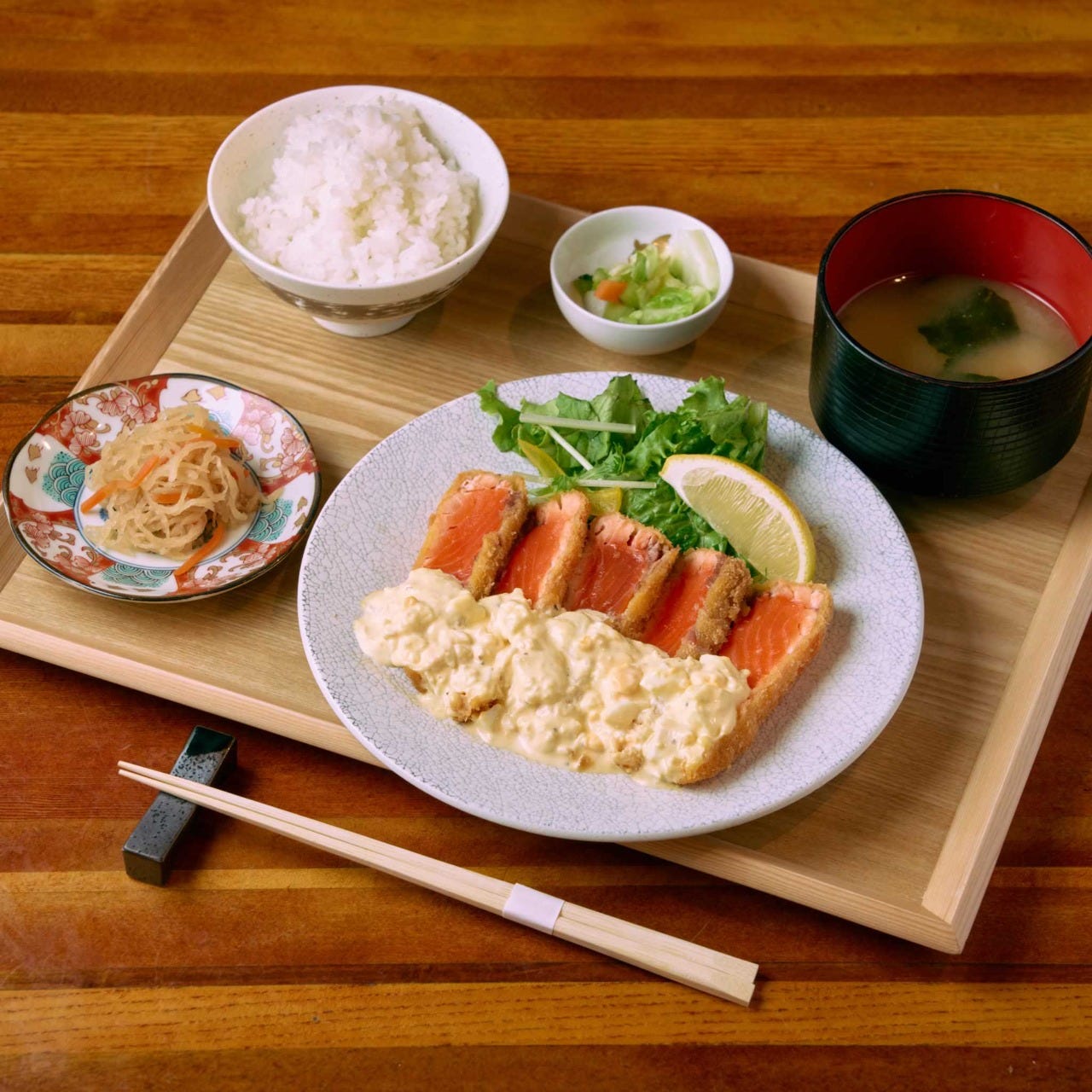 直送魚と酒の肴 さかなざかな 桜木町クロスゲート店 ランチメニュー