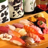 金沢を始め、全国から厳選した海鮮を季節毎に刺身やお寿司で。