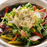 13種類の光國サラダ（鎌倉野菜使用）