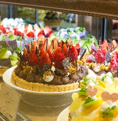 ラ・メゾンアンソレイユターブル ルミネ大宮店 