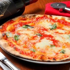 Pizzeria D．F Azzurro